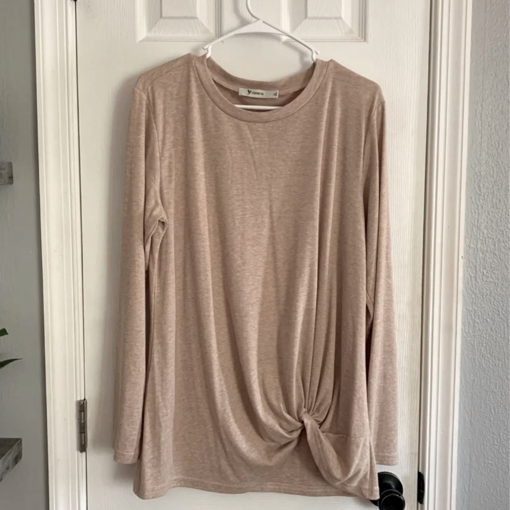 Sweater - Picture 4 of 7